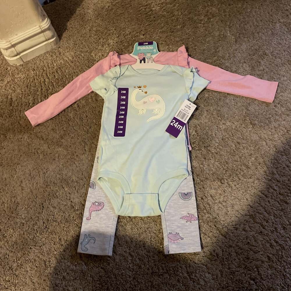 PEKKLe Infant 4 Piece Set/ 24 Month. Girls